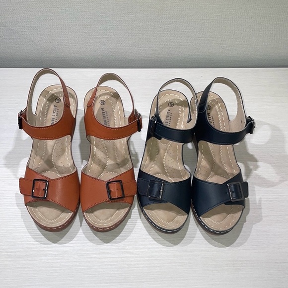 Black & Brown Faux Leather Sandals - Picture 5 of 9